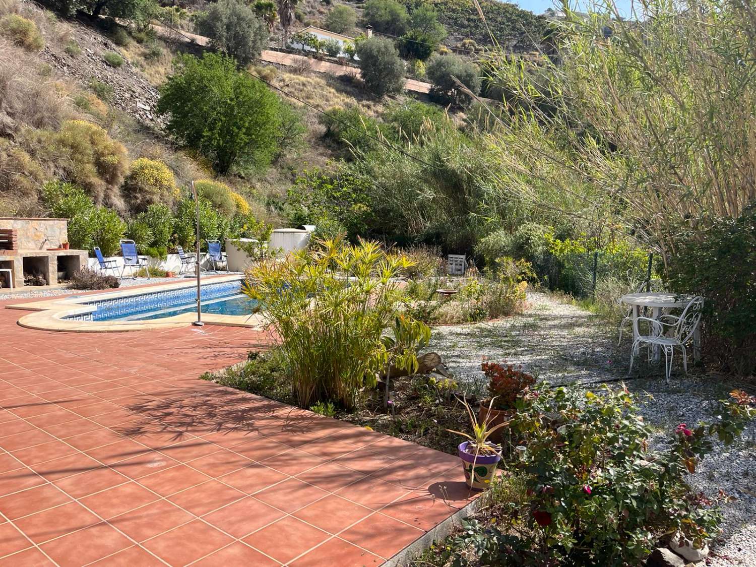 Beautiful comfortable villa 3 bedrooms 2 bathrooms pool (MonteAlegre) km 12