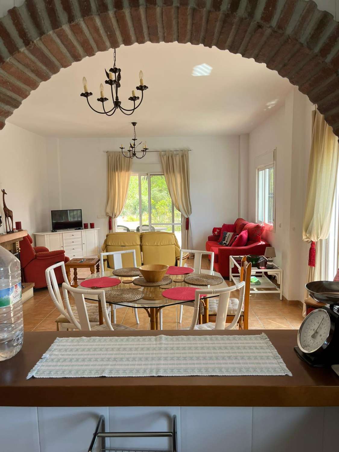 Vakker komfortabel villa 3 soverom 2 bad basseng (MonteAlegre) km 12