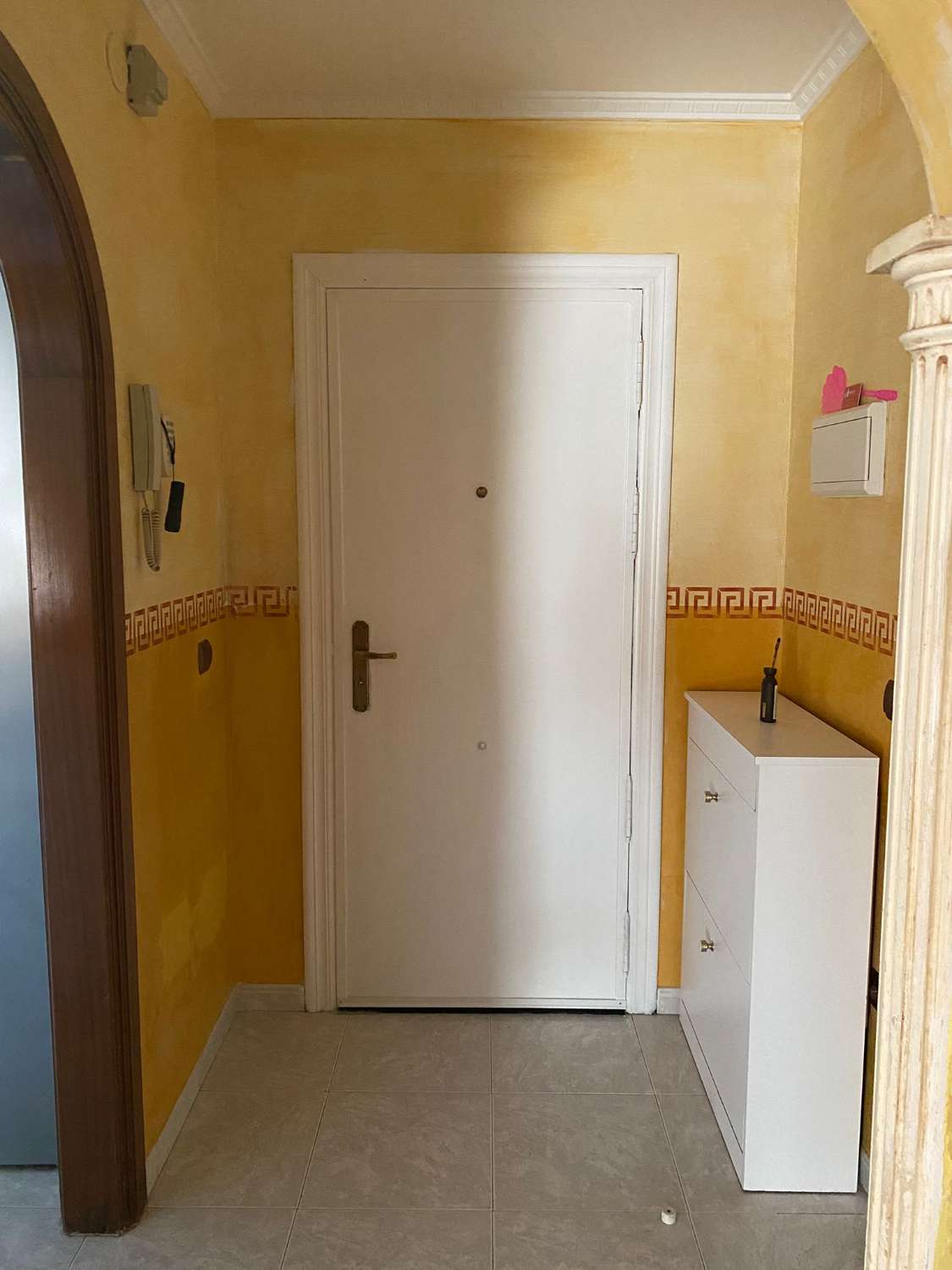 CASA TRE CAMERE DA LETTO DUE BAGNI SU DUE PIANI